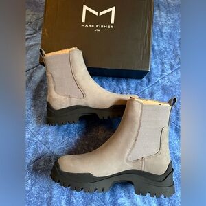 Marc Fisher LTD Women's Farris Ankle Boot Size 7